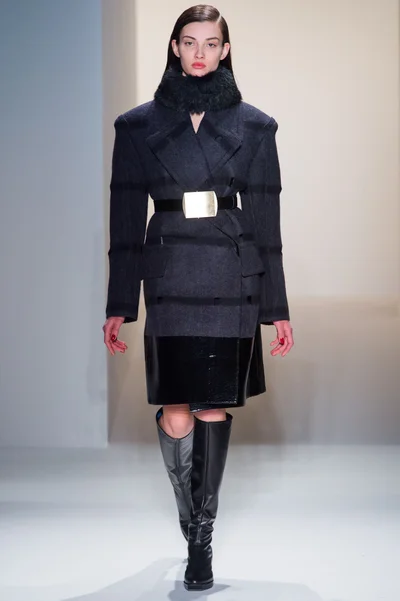Look 17